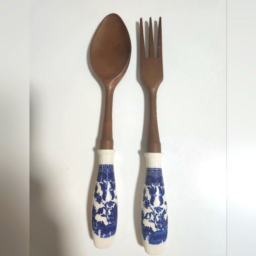 Vintages 1970's Materia Hostess Salad Server pieces
